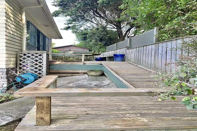 Photo of property in 71 Moana Street, Otaki Beach, Otaki, 5512
