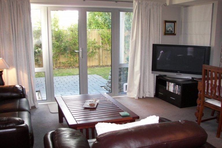 Photo of property in 18 Waterford Avenue, Northwood, Christchurch, 8051