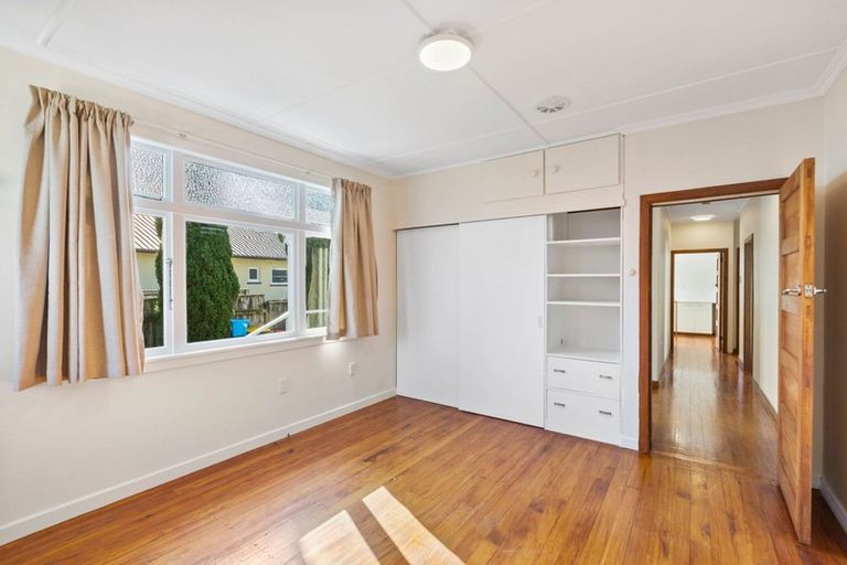 Photo of property in 43 Lismore Street, Strandon, New Plymouth, 4312