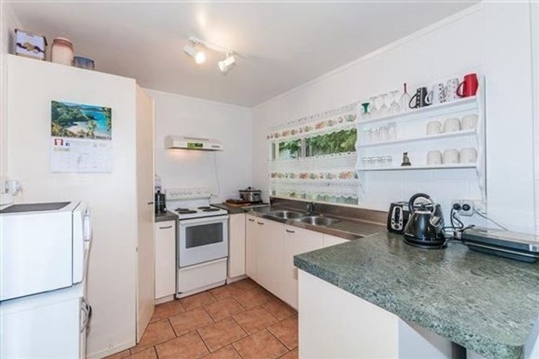 Photo of property in 1/64 Stredwick Drive, Torbay, Auckland, 0630