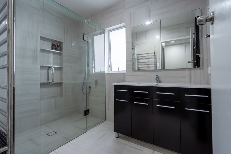 Photo of property in 24 Neumann Street, Kawakawa, 0210