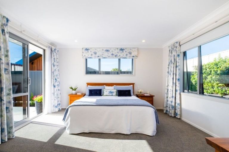 Photo of property in 47 Percy Berry Place, Havelock North, 4130