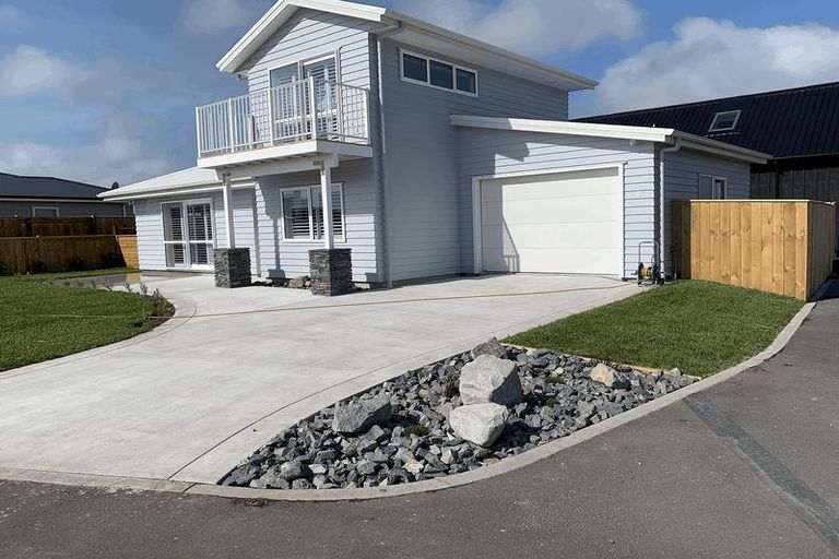 Photo of property in 6 Snappers Lane, Foxton Beach, Foxton, 4815