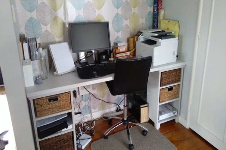 Photo of property in 247 Carrington Street, Vogeltown, New Plymouth, 4310