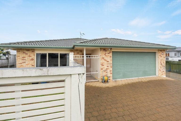 Photo of property in 16a Goods Road, Otumoetai, Tauranga, 3110