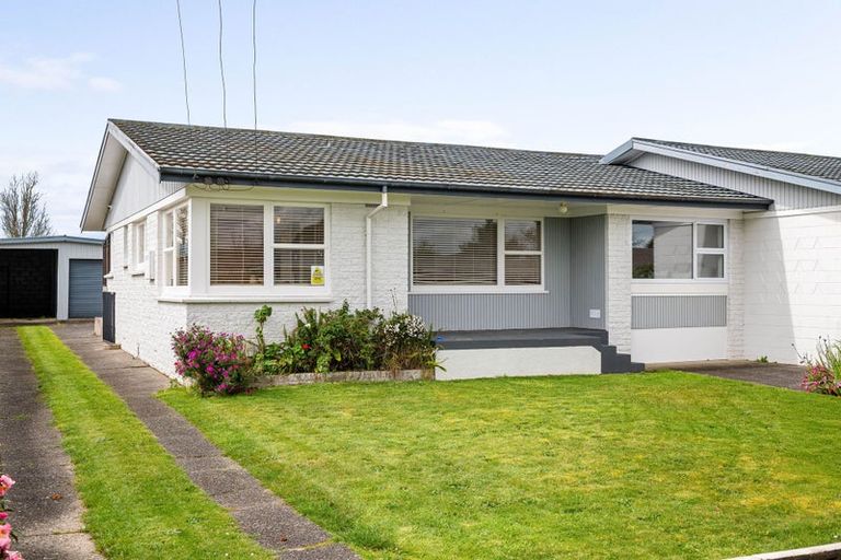 Photo of property in 1 Kingsley Street, St Andrews, Hamilton, 3200