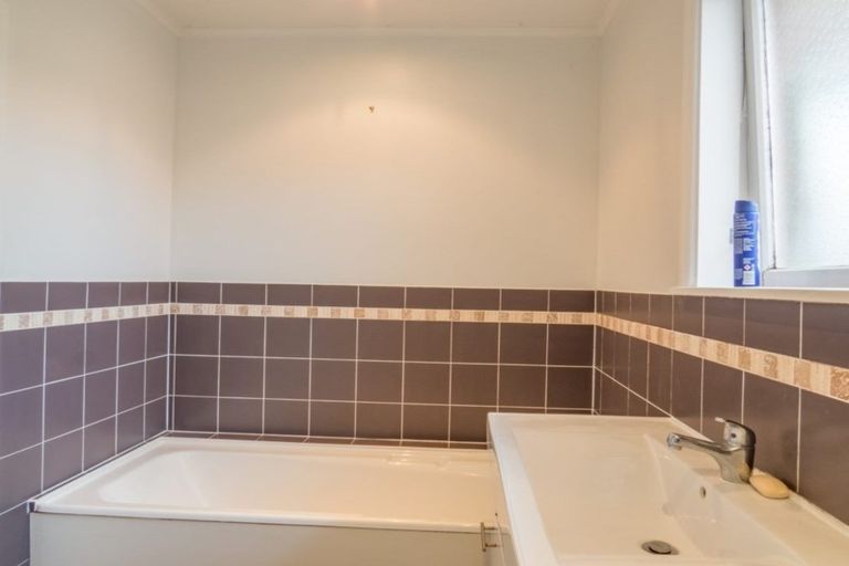 Photo of property in 2 Lakeview Place, Whakatane, 3120