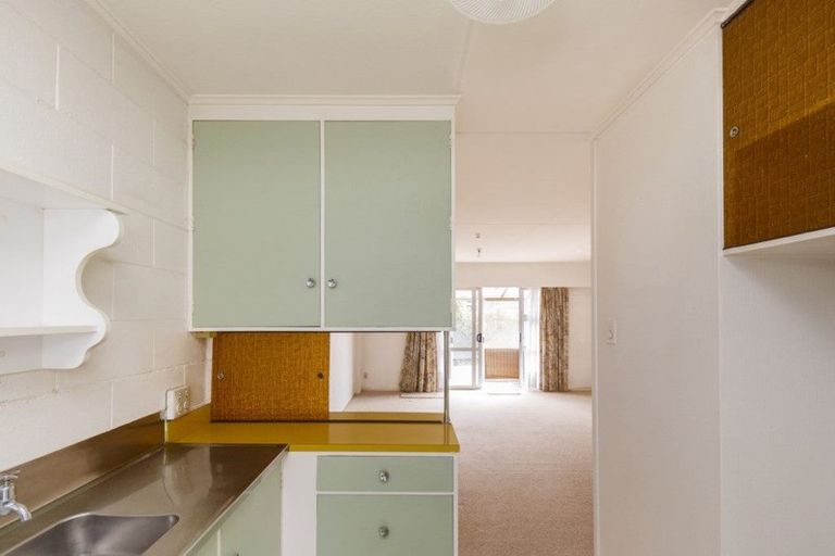 Photo of property in 2/364 Featherston Street, Palmerston North, 4414