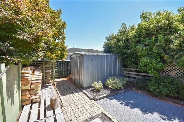 Photo of property in 10 Kent Place, Mosgiel, 9024