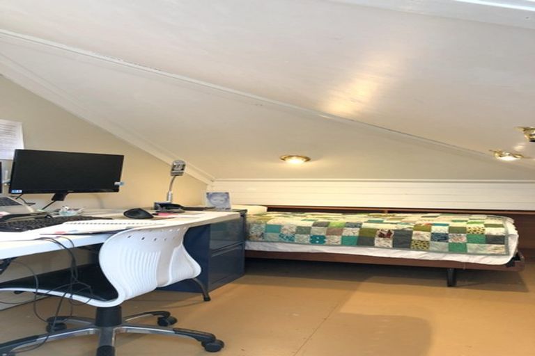 Photo of property in 62 Church Street, Devonport, Auckland, 0624