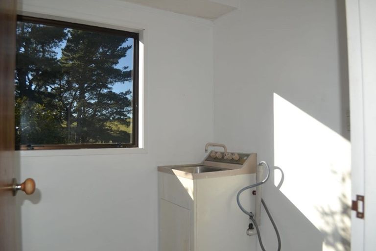 Photo of property in 1/52 Guadeloupe Crescent, Grenada Village, Wellington, 6037