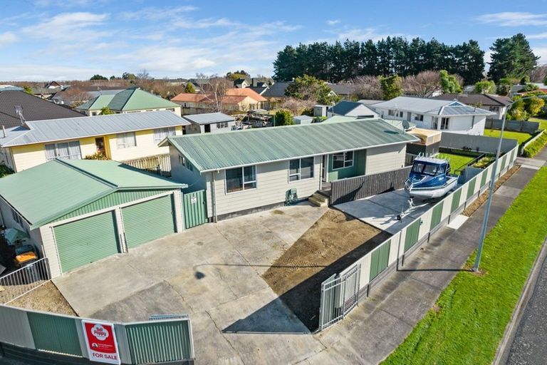 Photo of property in 1 Jupiter Street, Milson, Palmerston North, 4414