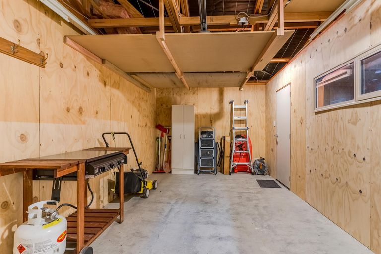 Photo of property in 60 Totara Drive, Twizel, 7901