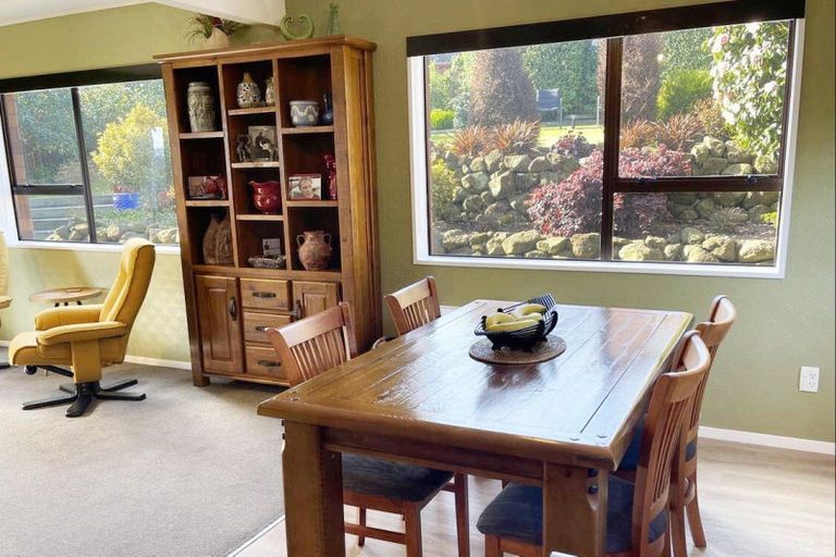 Photo of property in 15 Leven Street, South Hill, Oamaru, 9400