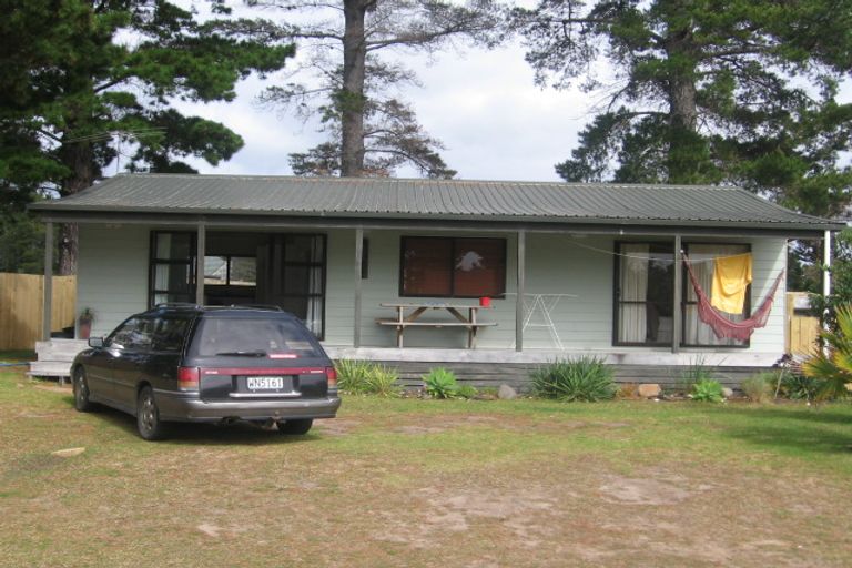 Photo of property in 104 Puriri Place, Matarangi, Whitianga, 3592