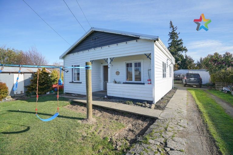 Photo of property in 63 Elles Road, Otautau, 9610