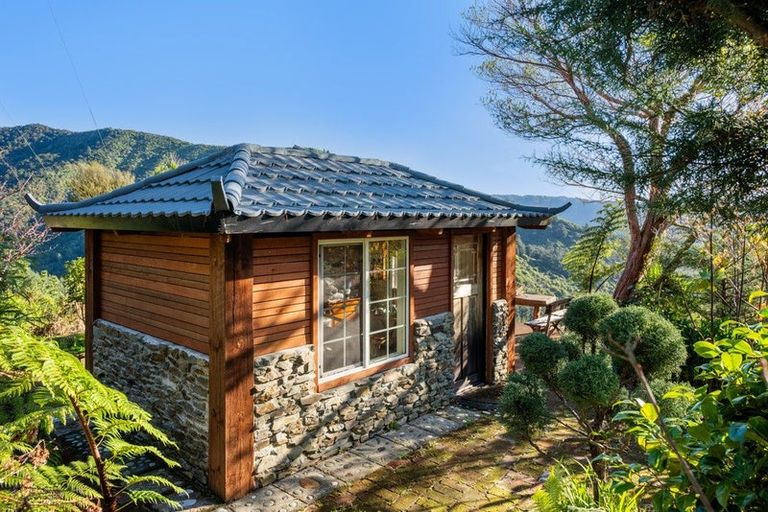 Photo of property in 165 Boons Valley Road, Waikawa, Picton, 7220