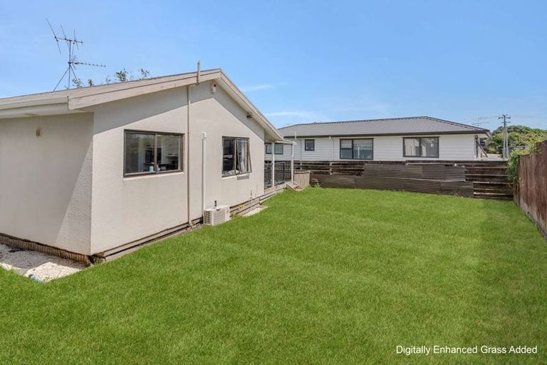 Photo of property in 2/17 Mcdougall Street, Manurewa East, Auckland, 2102