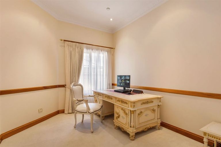 Photo of property in 23 Stableford Green, Burnside, Christchurch, 8053