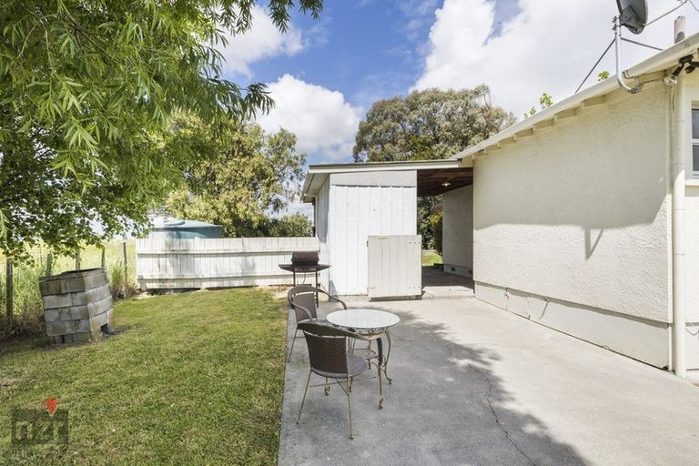 Photo of property in 1 A'court Street, Sanson, 4817