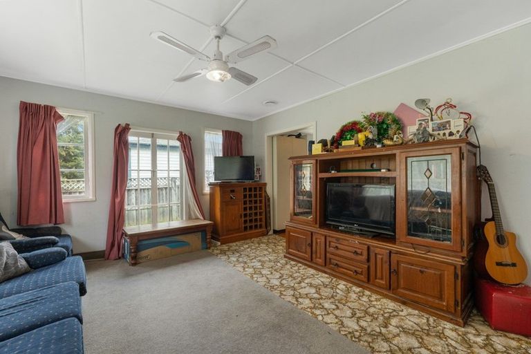 Photo of property in 12 Marsack Road, Taumarunui, 3992