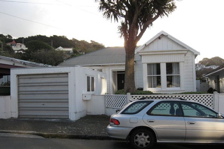 Photo of property in 6 Childers Terrace, Kilbirnie, Wellington, 6022