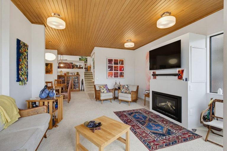 Photo of property in 21 Rama Crescent, Khandallah, Wellington, 6035