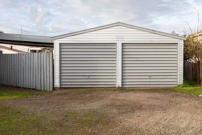 Photo of property in 32 Tennyson Street, Dannevirke, 4930