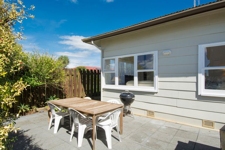Photo of property in 1282b Papamoa Beach Road, Papamoa Beach, Papamoa, 3118