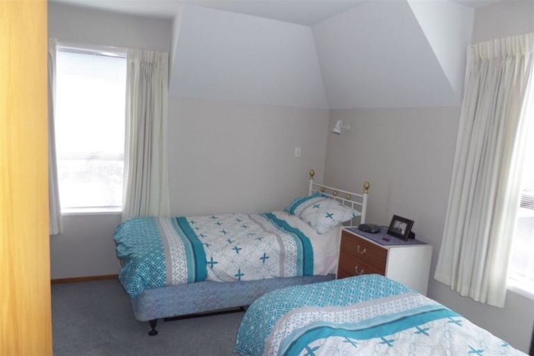 Photo of property in 1/35 Solway Avenue, Ilam, Christchurch, 8041