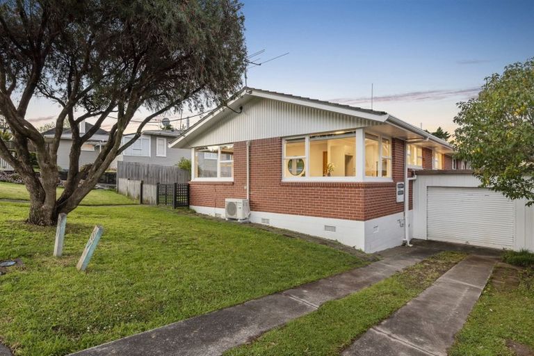Photo of property in 2/49 Wolsley Avenue, Milford, Auckland, 0620