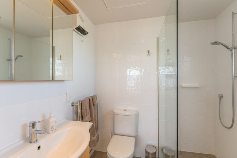 Photo of property in 16/4u Seaview Road, Paraparaumu Beach, Paraparaumu, 5032