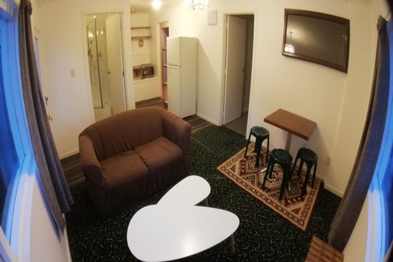 Photo of property in 234 Glamorgan Drive, Northcross, Auckland, 0630