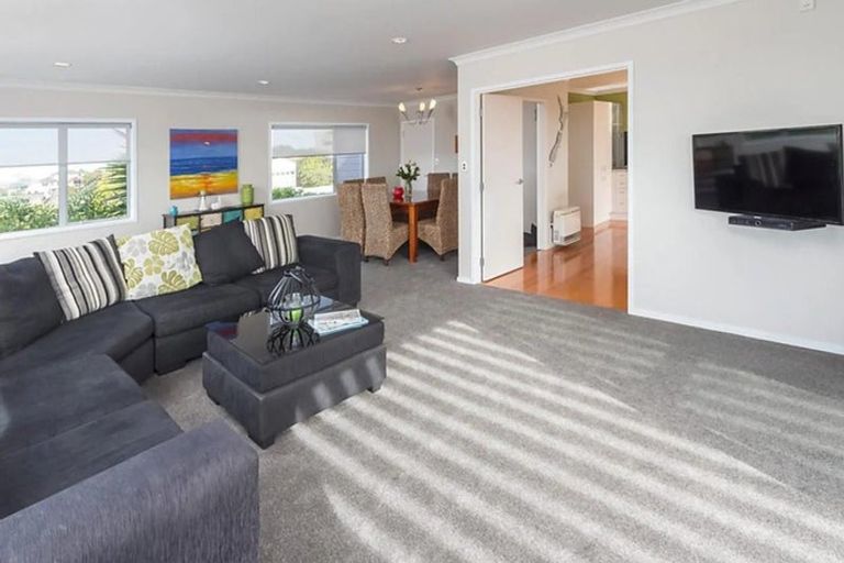 Photo of property in 12 Haseler Crescent, Howick, Auckland, 2014