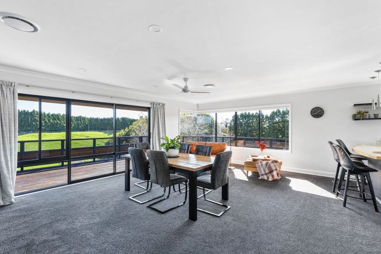 Photo of property in 354 Henwood Road, Hillsborough, New Plymouth, 4372