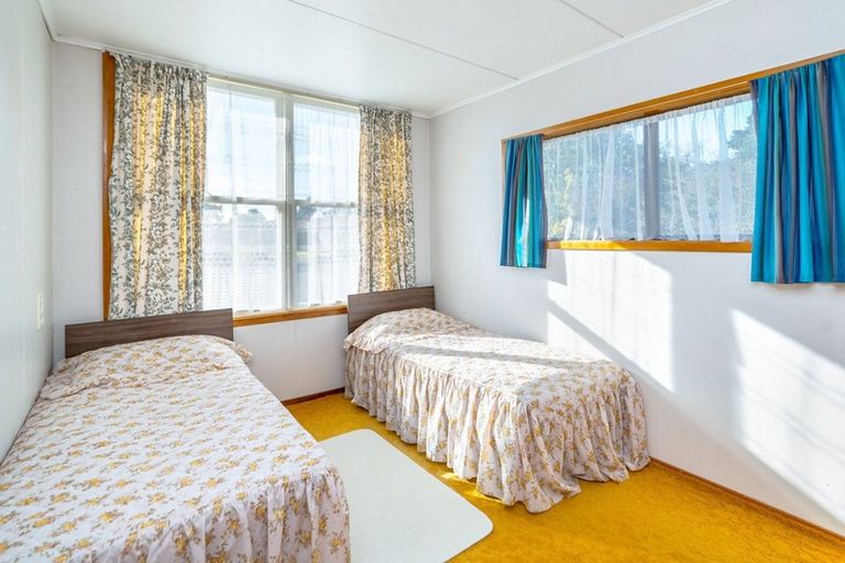 Photo of property in 20 Venice Street, Martinborough, 5711