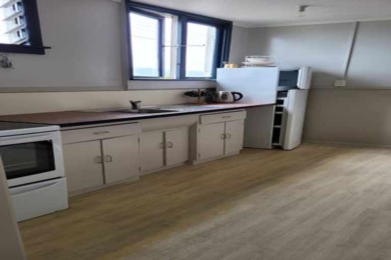 Photo of property in 28 Palmerston Street, Westport, 7825