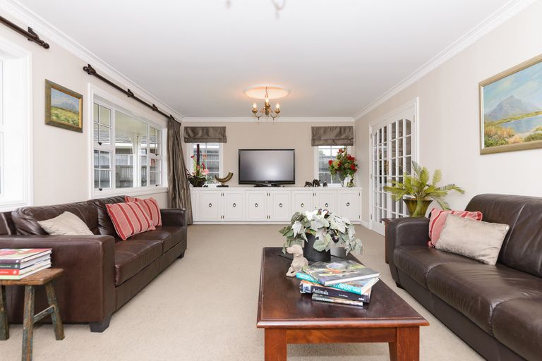 Photo of property in 45 Kentucky Way, Awapuni, Palmerston North, 4412