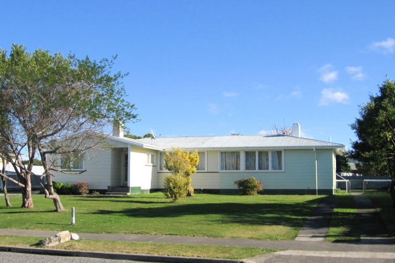 Photo of property in 45-47 Neal Crescent, Onekawa, Napier, 4110