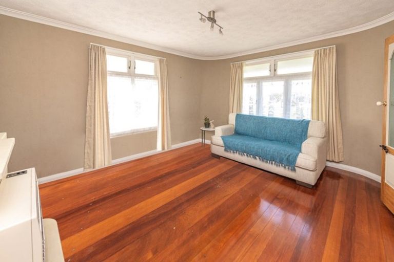 Photo of property in 72 Liverpool Street, Whanganui, 4500