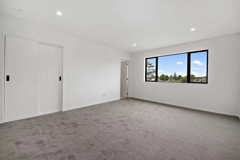 Photo of property in 408 Bucklands Beach Road, Bucklands Beach, Auckland, 2012