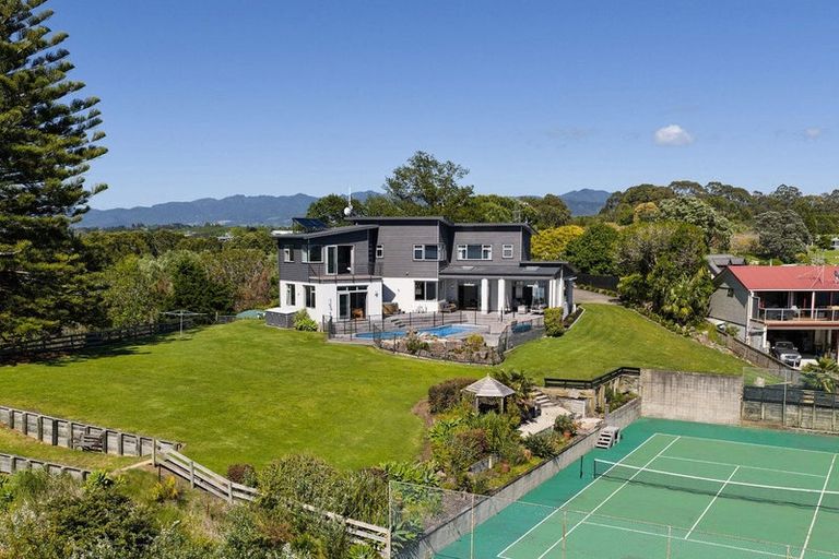Photo of property in 300 Ongare Point Road, Tahawai, Katikati, 3170