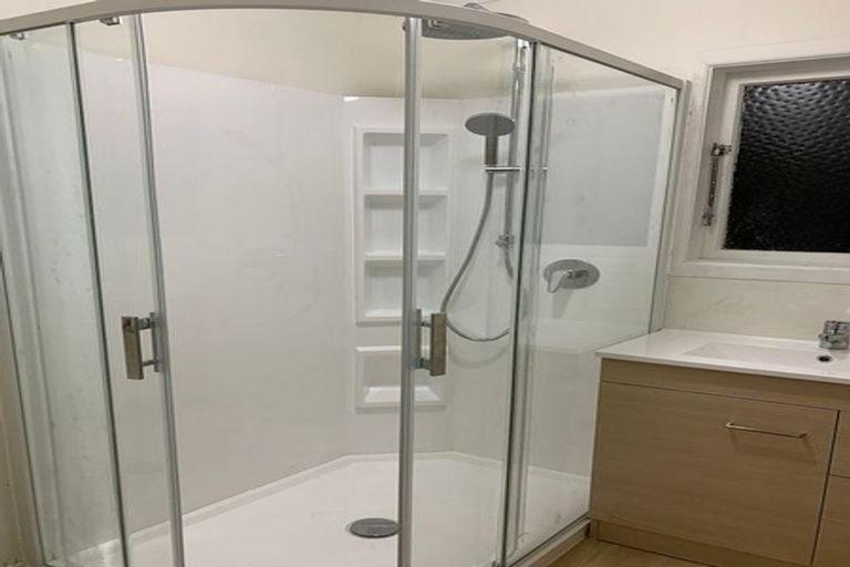 Photo of property in 12a Basley Road, Owhata, Rotorua, 3010