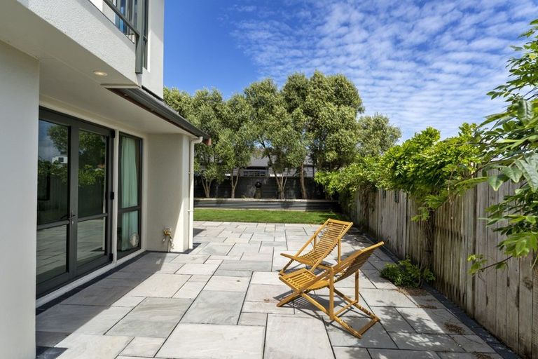 Photo of property in 8 Avion Terrace, Raumati Beach, Paraparaumu, 5032