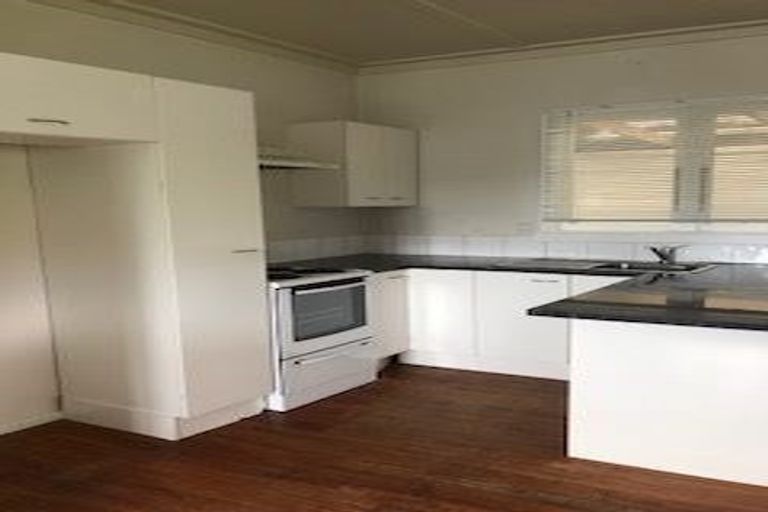 Photo of property in 33 Anzac Road, Morningside, Whangarei, 0110