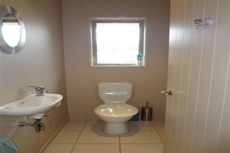 Photo of property in 6 Len Hale Place, Parklands, Christchurch, 8083