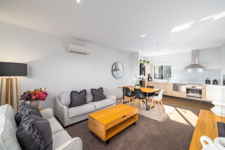 Photo of property in 2/17 Salisbury Street, Christchurch Central, Christchurch, 8013