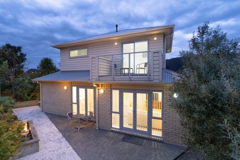 Photo of property in 89a Cambridge Terrace, Waterloo, Lower Hutt, 5011