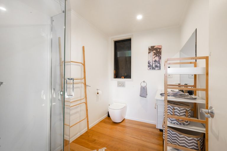 Photo of property in 8a Schoolhouse Bay Road, Kawau Island, 0920