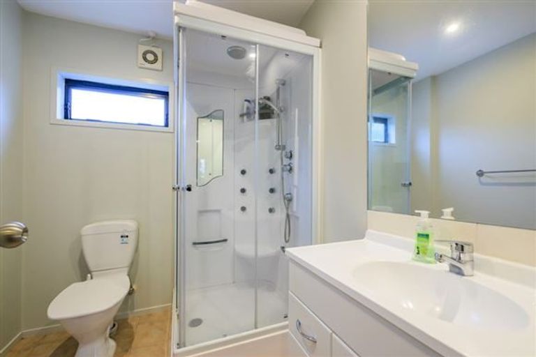 Photo of property in Norfolk Pines, 7/437b Albany Highway, Albany, Auckland, 0632